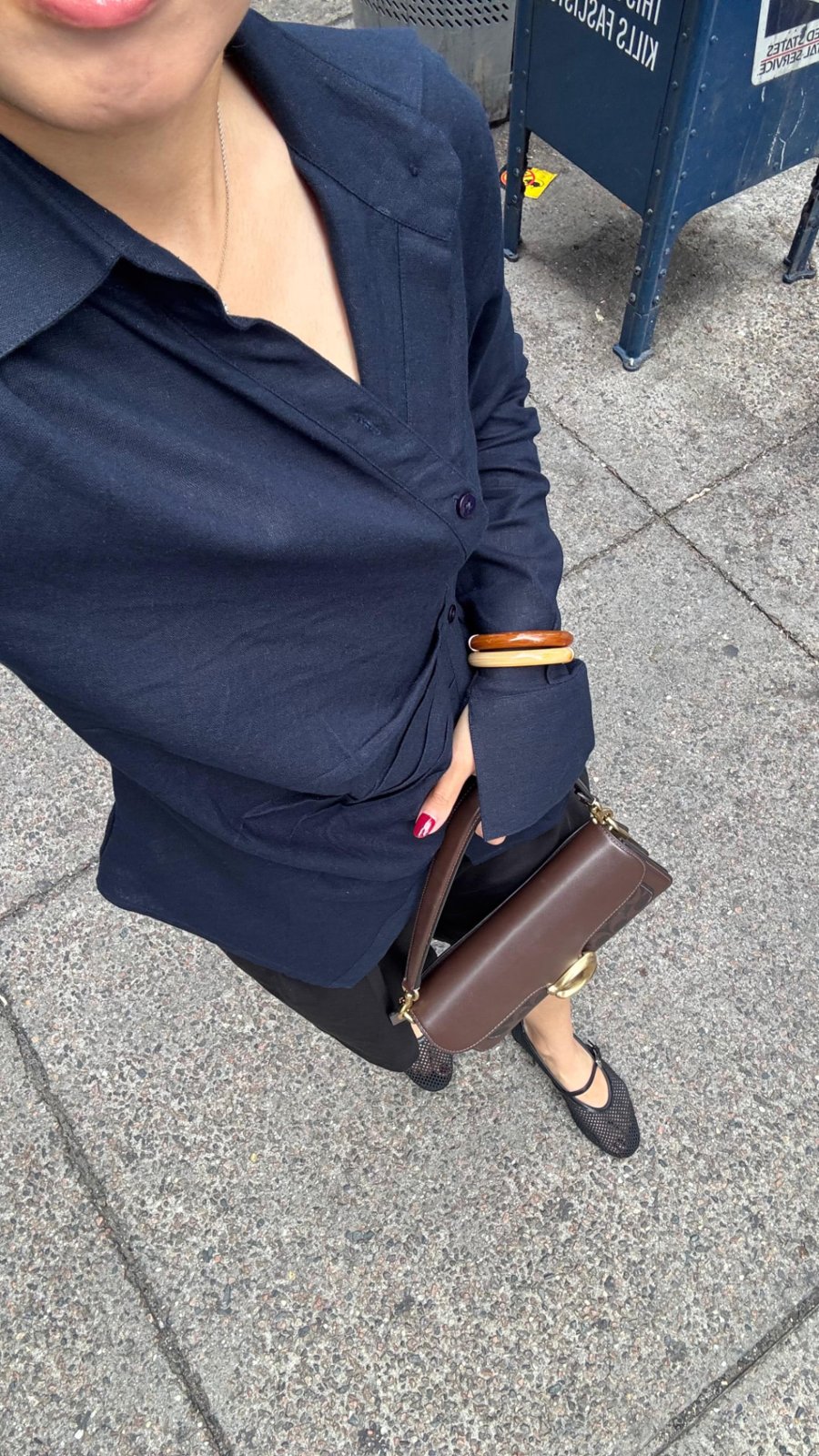 the confession 2.0 top in midnight blue linen, new york
